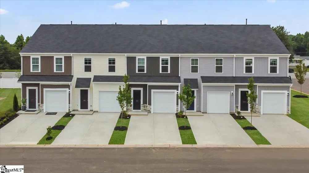 305 Abingdon Way Greer, SC 29651