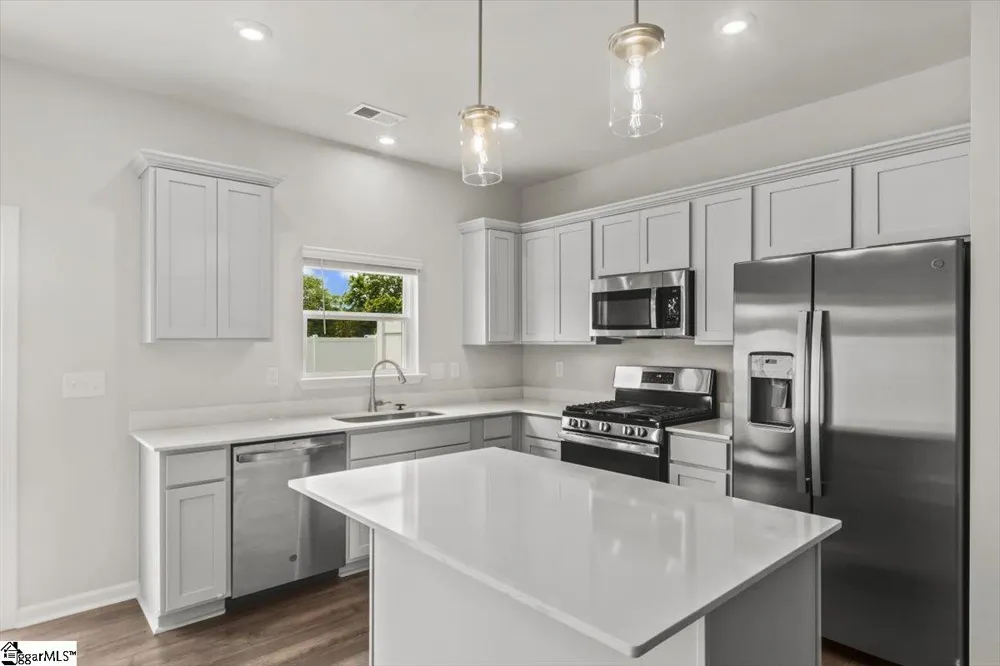 305 Abingdon Way Greer, SC 29651