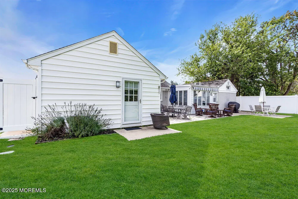 407 8th Avenue Spring Lake Heights, NJ 07762