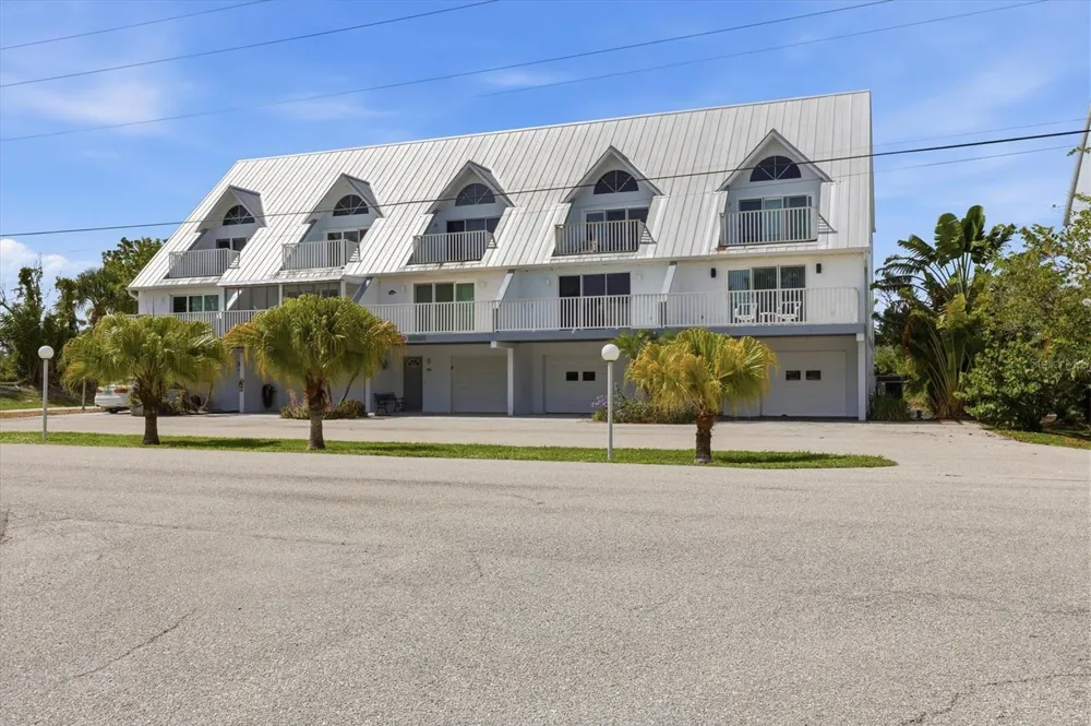 6800 PLACIDA ROAD #TH17 Englewood, FL 34224