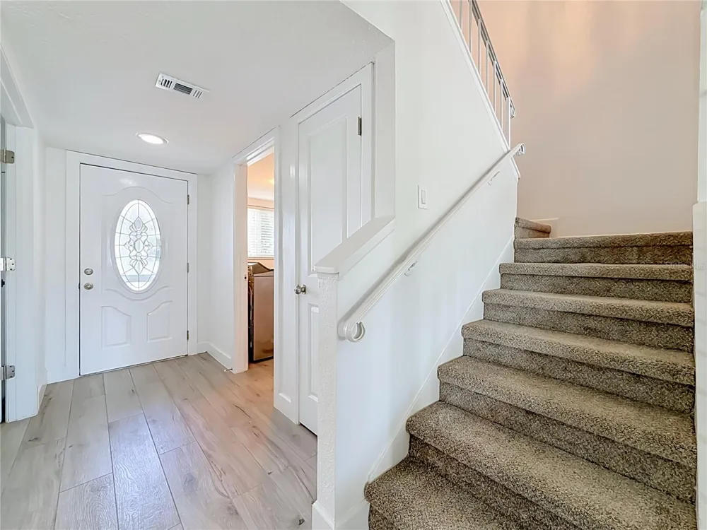 6537 CAPE HATTERAS WAY NE #2 St Petersburg, FL 33702