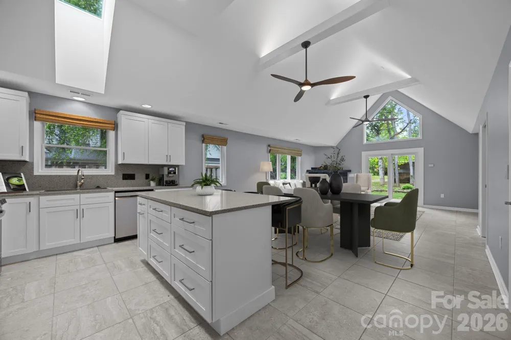 41 Beekeeper Trail Swannanoa, NC 28778