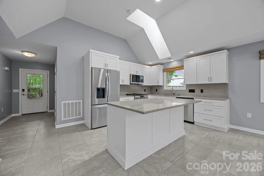 41 Beekeeper Trail Swannanoa, NC 28778