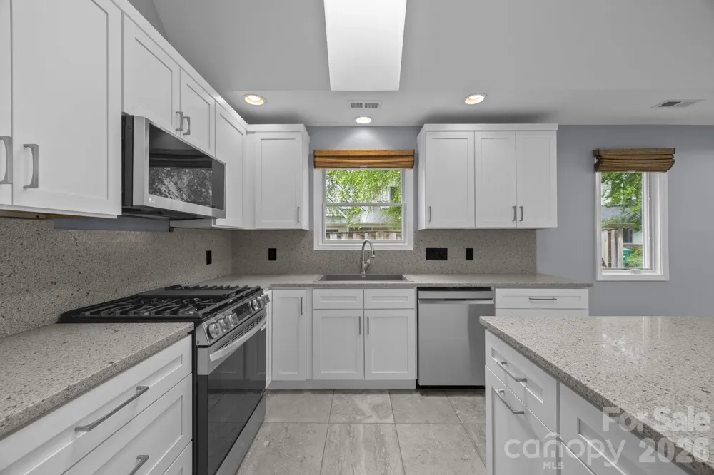 41 Beekeeper Trail Swannanoa, NC 28778