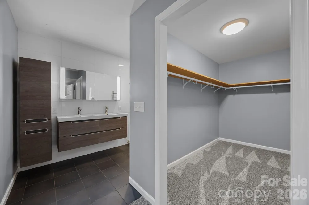 41 Beekeeper Trail Swannanoa, NC 28778