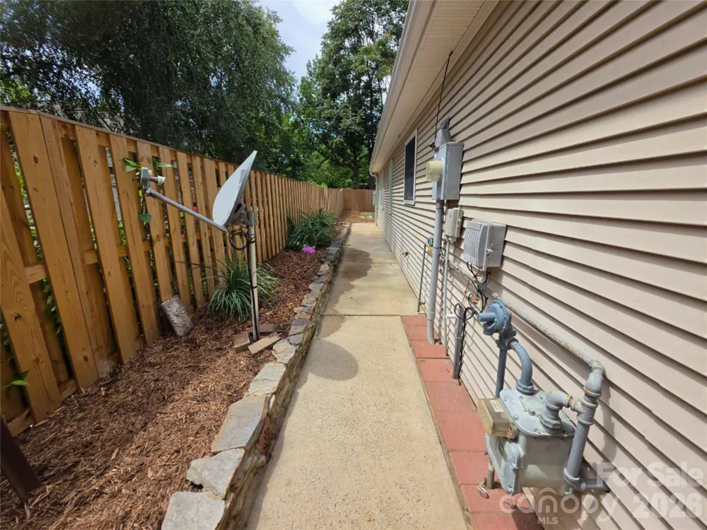 41 Beekeeper Trail Swannanoa, NC 28778