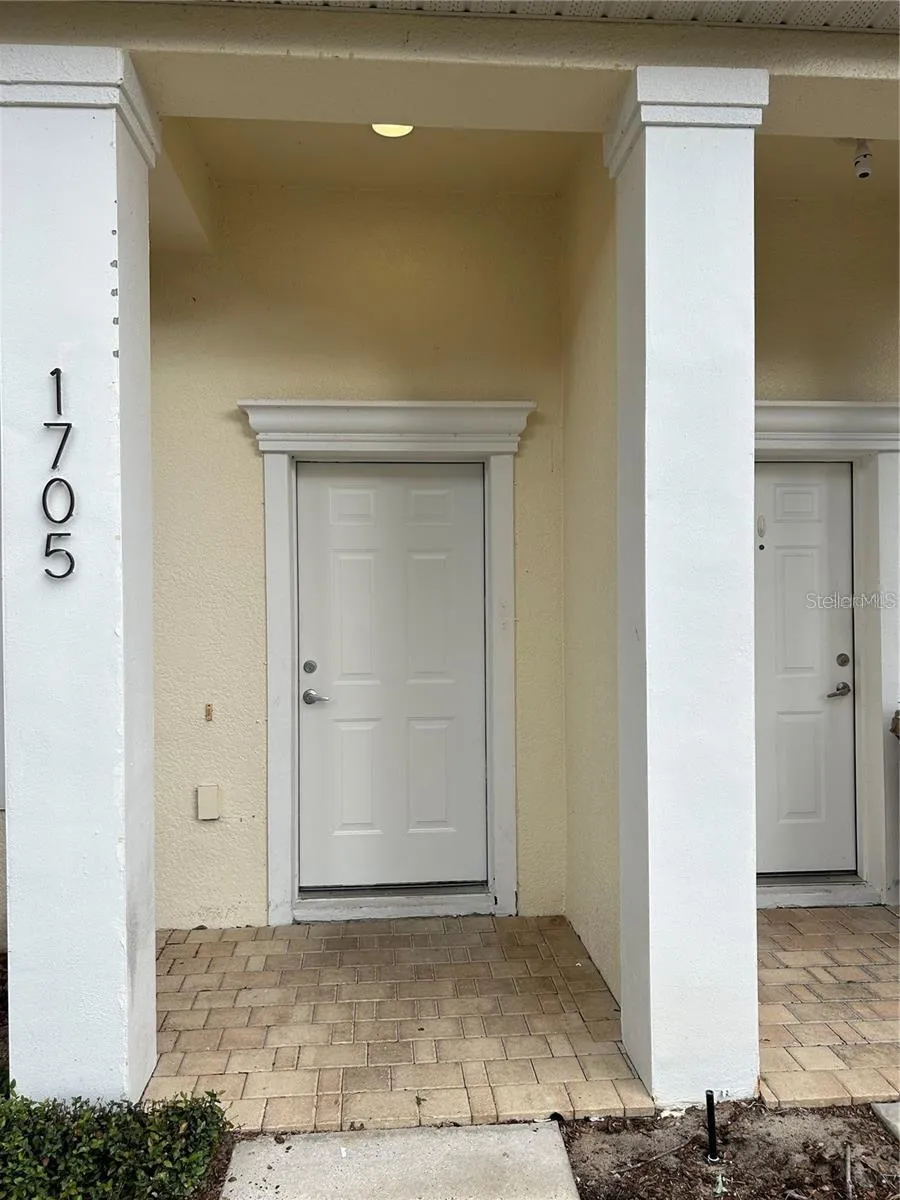 1705 RETREAT CIRCLE Clermont, FL 34714