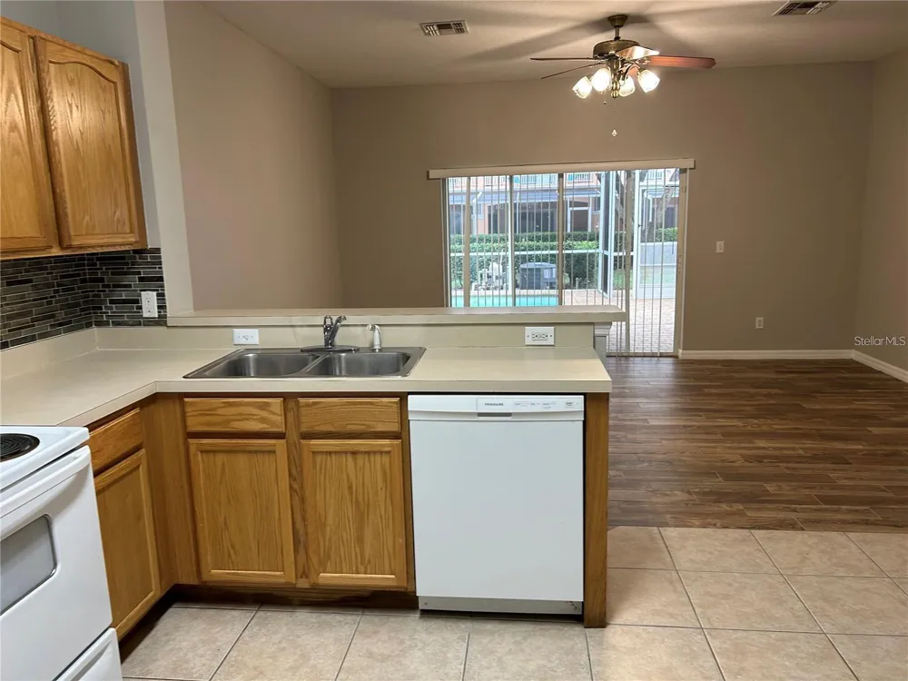 1705 RETREAT CIRCLE Clermont, FL 34714