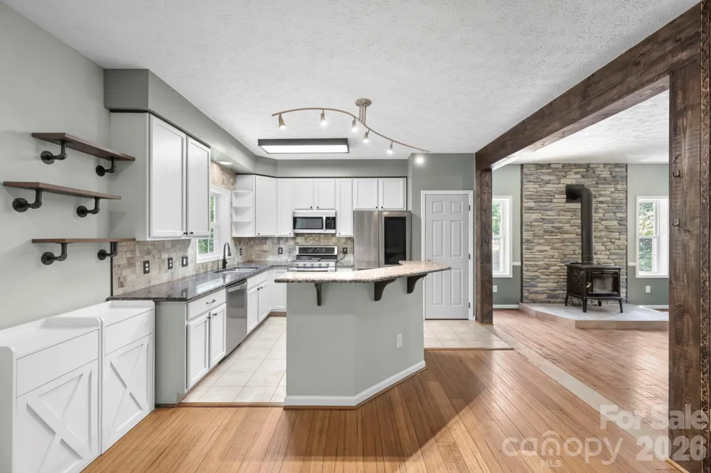 46 Michele Lane Leicester, NC 28748