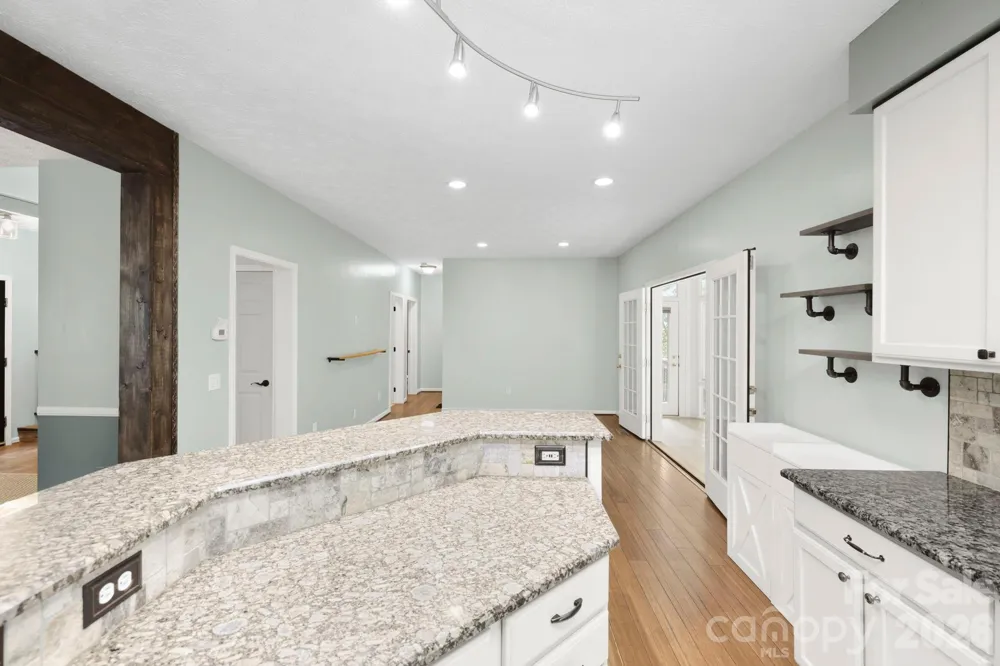 46 Michele Lane Leicester, NC 28748