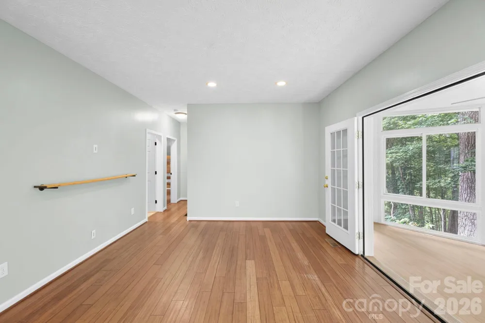 46 Michele Lane Leicester, NC 28748