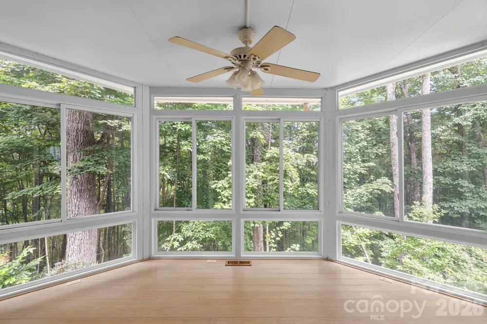 46 Michele Lane Leicester, NC 28748