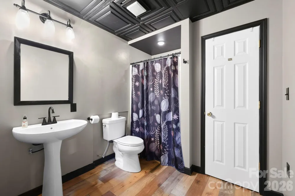 46 Michele Lane Leicester, NC 28748