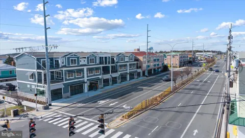 1601 COASTAL HIGHWAY #201