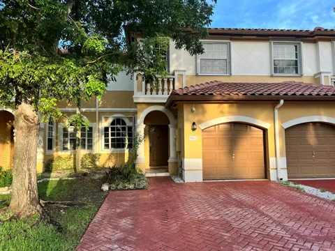 5003 SW 135TH WAY #5003