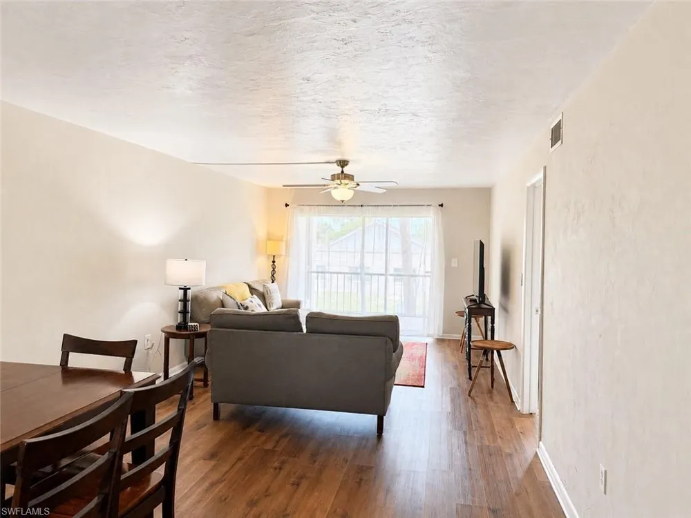 2079 Barkeley Lane #13 Fort Myers, FL 33907
