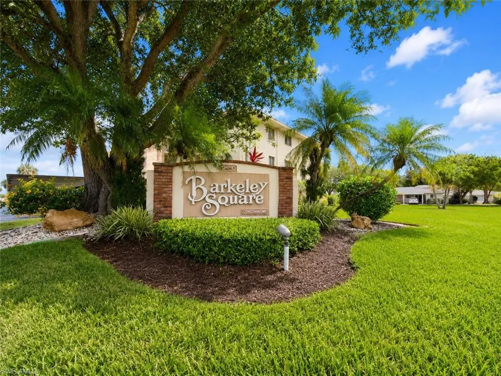2079 Barkeley Lane #13 Fort Myers, FL 33907