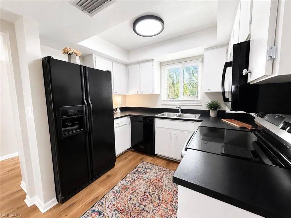 2079 Barkeley Lane #13 Fort Myers, FL 33907