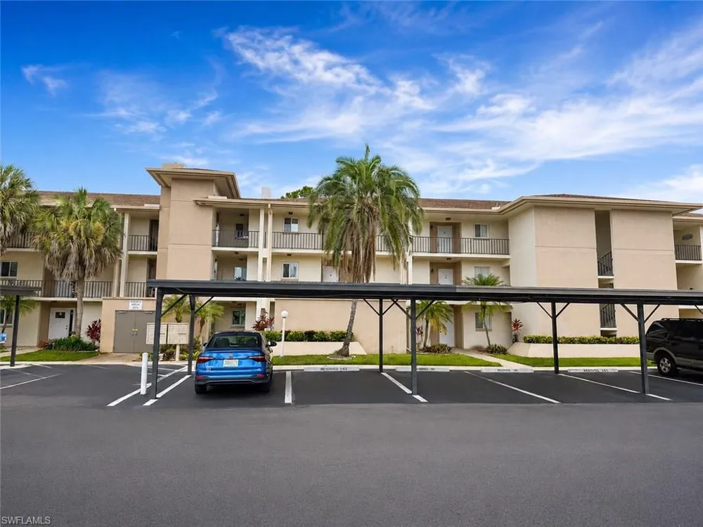 2079 Barkeley Lane #13 Fort Myers, FL 33907