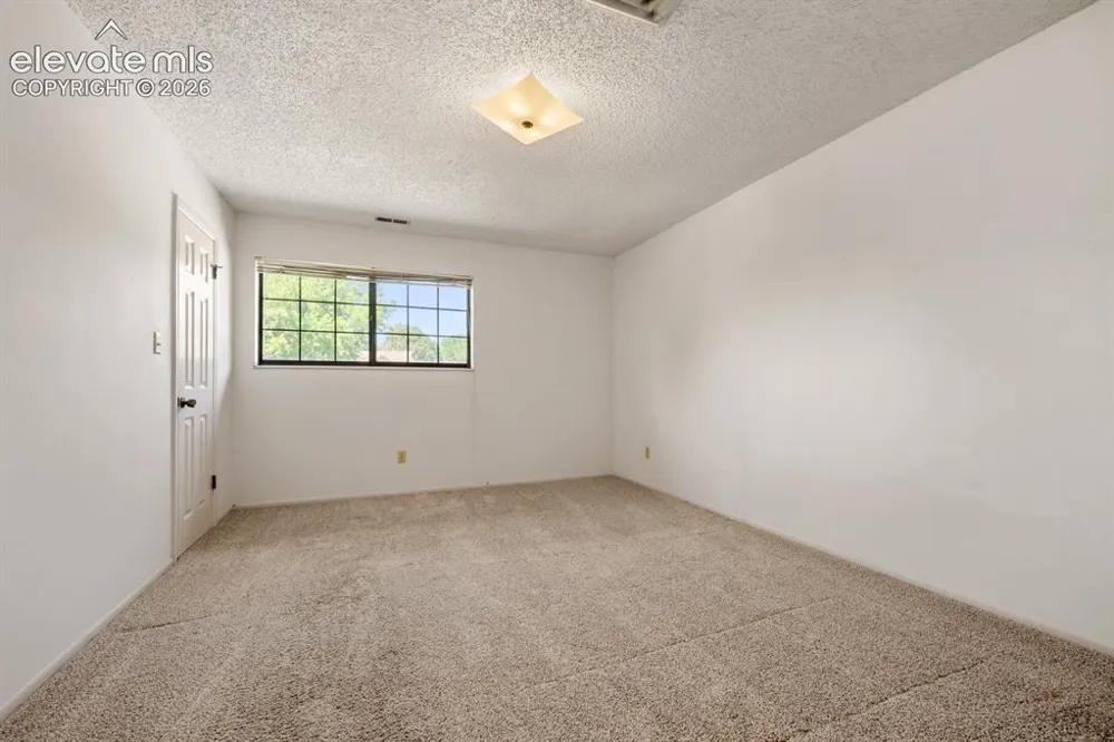 4 Yarrow Court Pueblo, CO 81001