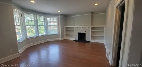 1071 VAN DYKE STREET #2