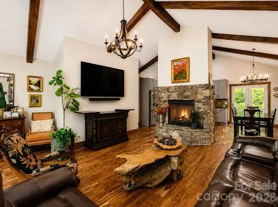77 E Lake Dr East Lake Drive #18 Fairview, NC 28730