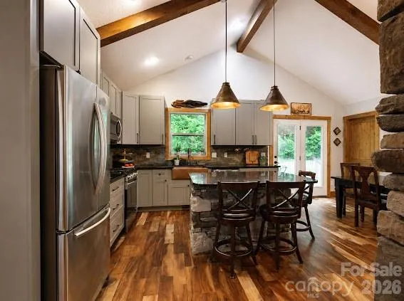 77 E Lake Dr East Lake Drive #18 Fairview, NC 28730