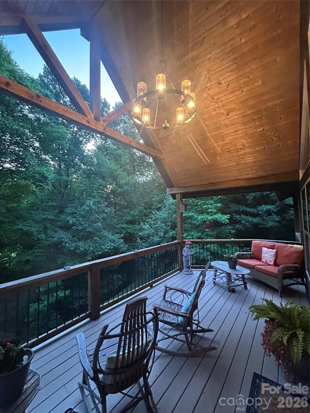77 E Lake Dr East Lake Drive #18 Fairview, NC 28730