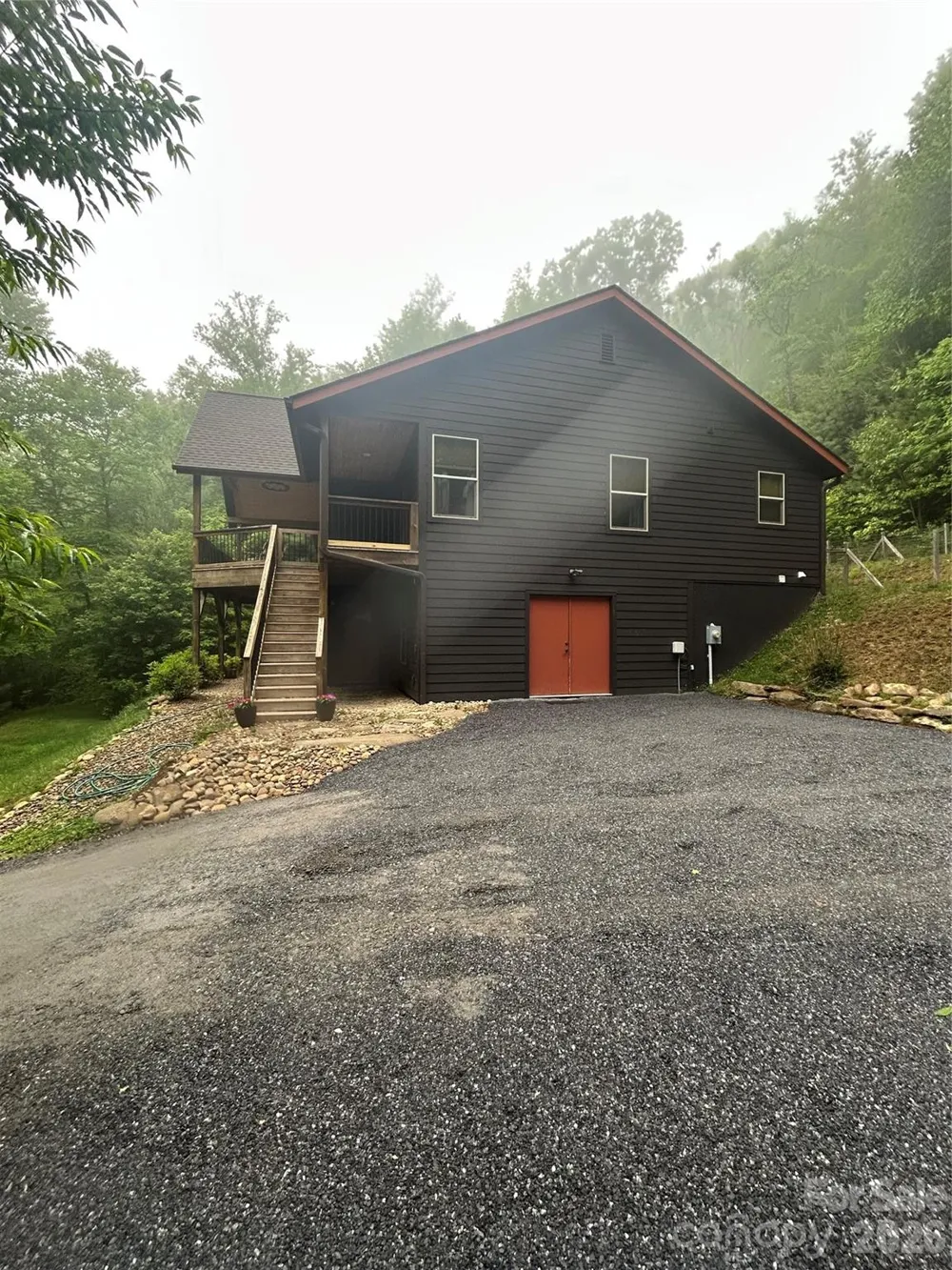 77 E Lake Dr East Lake Drive #18 Fairview, NC 28730