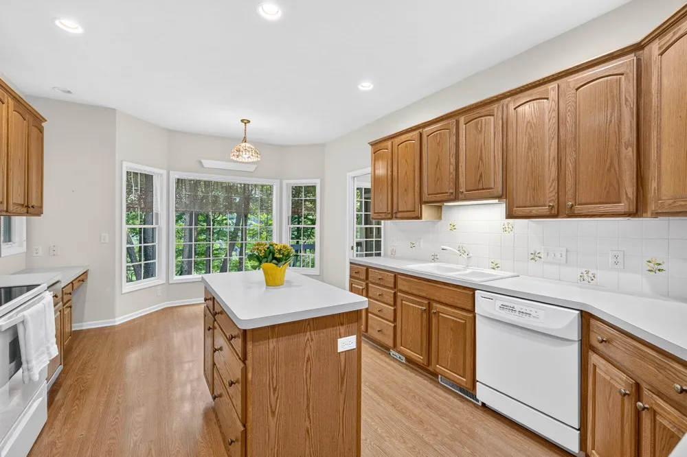 1718 Big Timber Court NE Grand Rapids, MI 49505