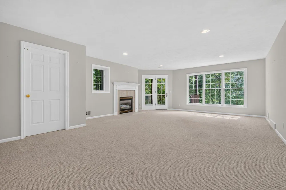 1718 Big Timber Court NE Grand Rapids, MI 49505