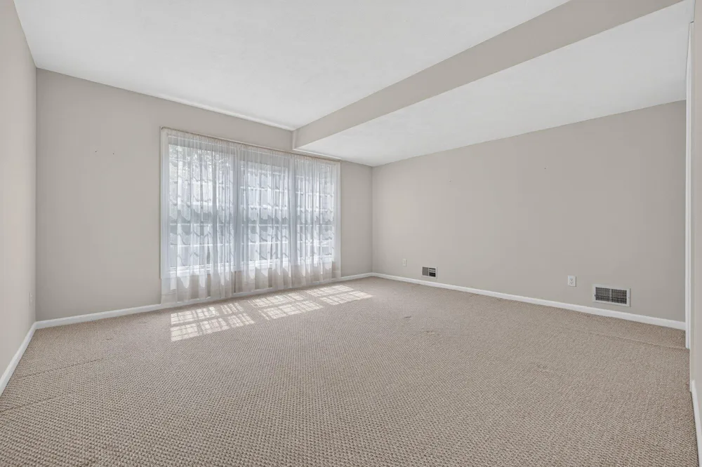 1718 Big Timber Court NE Grand Rapids, MI 49505