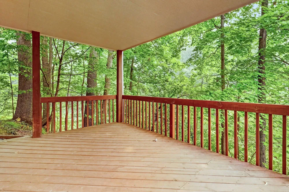 1718 Big Timber Court NE Grand Rapids, MI 49505