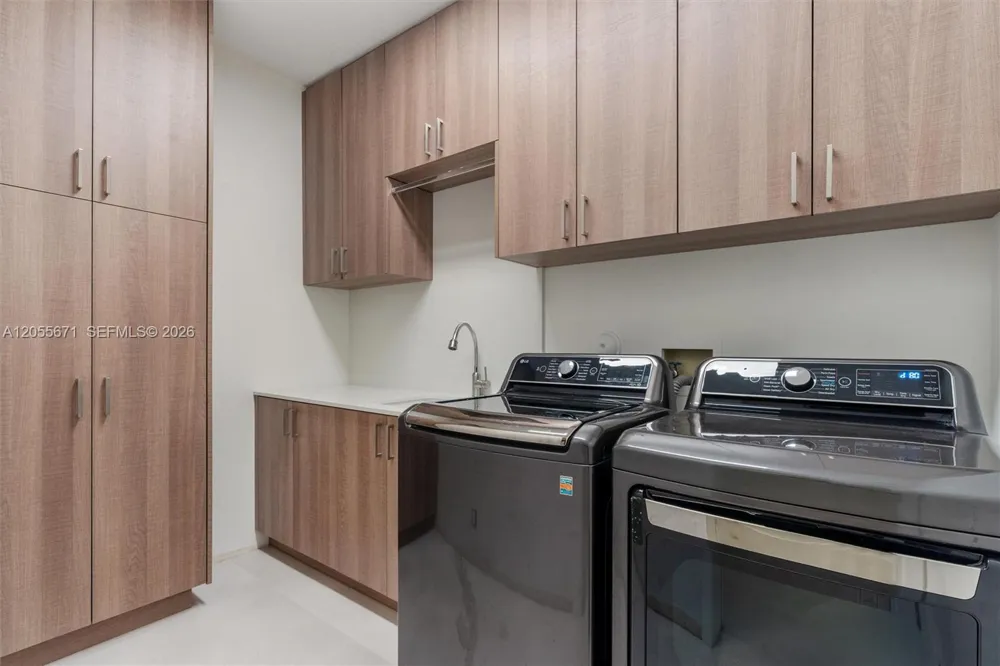 2499 Princeton Ct Weston, FL 33327