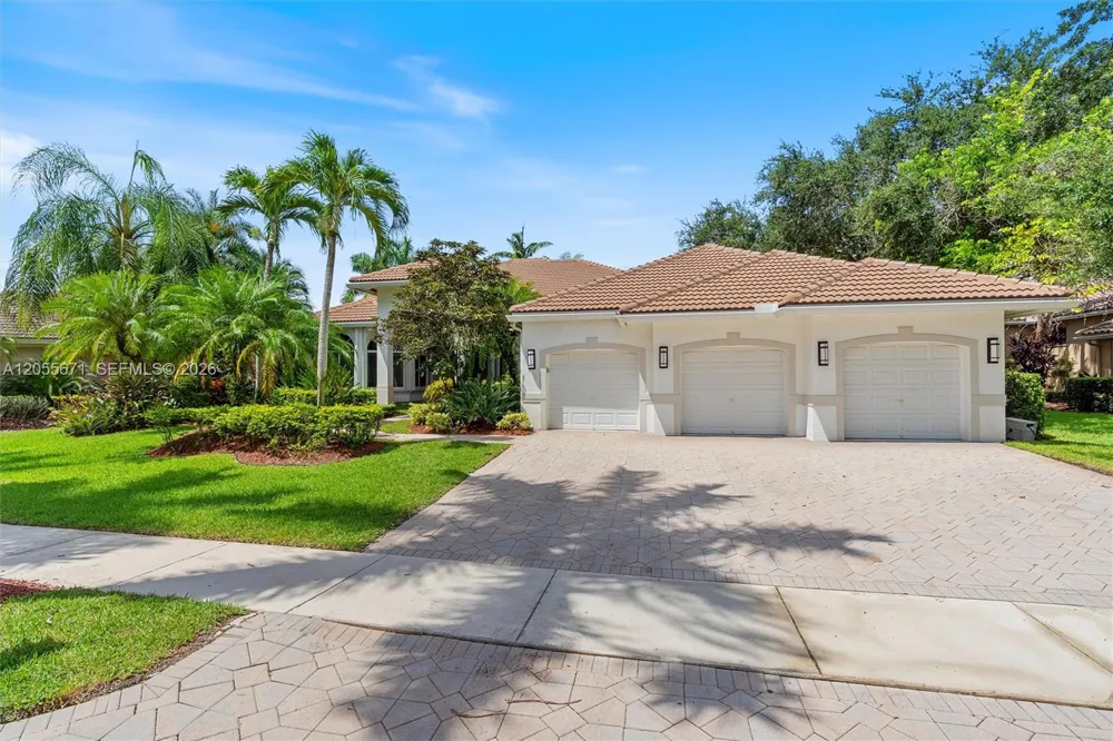 2499 Princeton Ct Weston, FL 33327