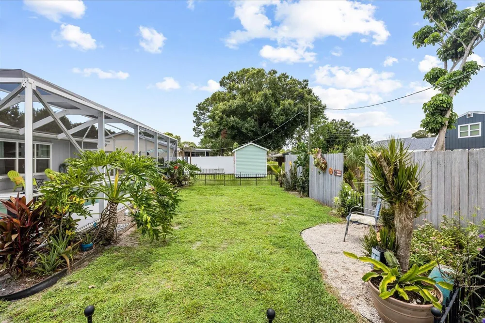215 19th Avenue Vero Beach, FL 32962