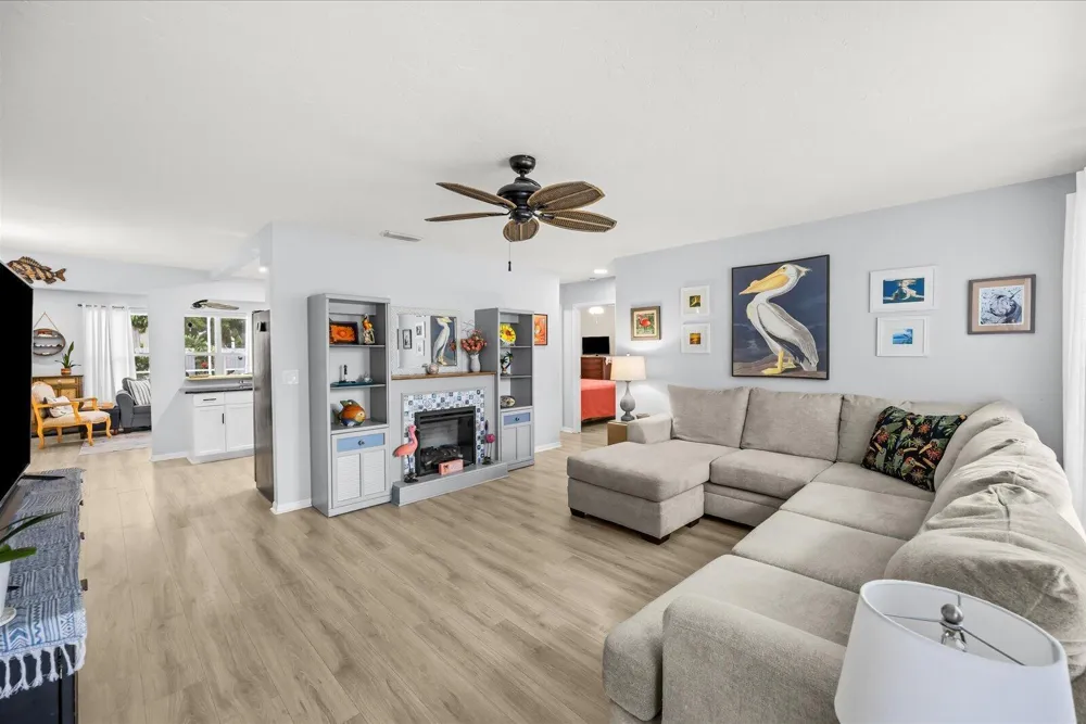 215 19th Avenue Vero Beach, FL 32962