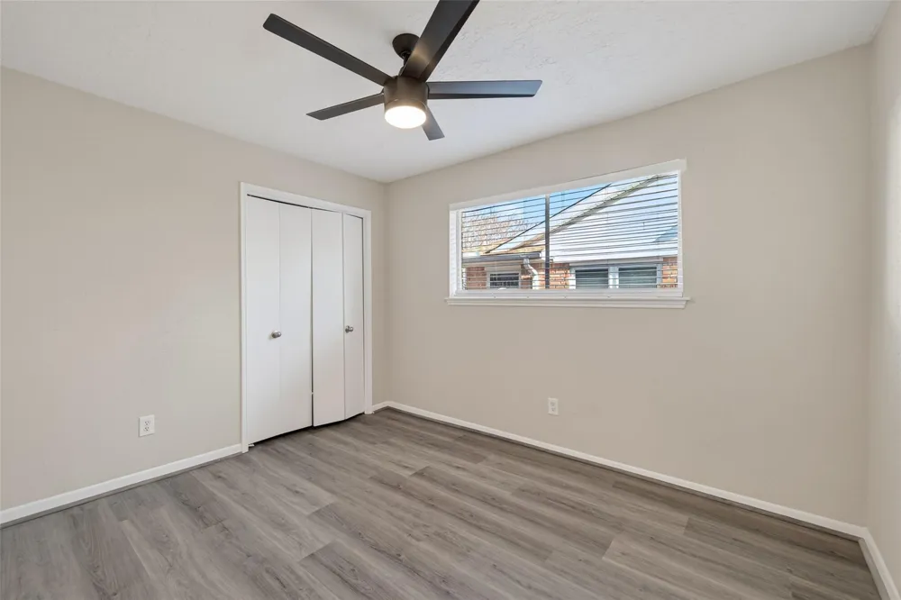 6038 Greenmont Drive Houston, TX 77092
