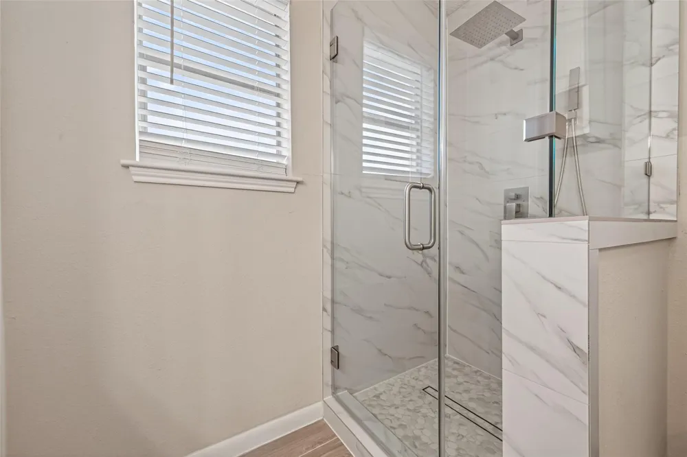 6038 Greenmont Drive Houston, TX 77092
