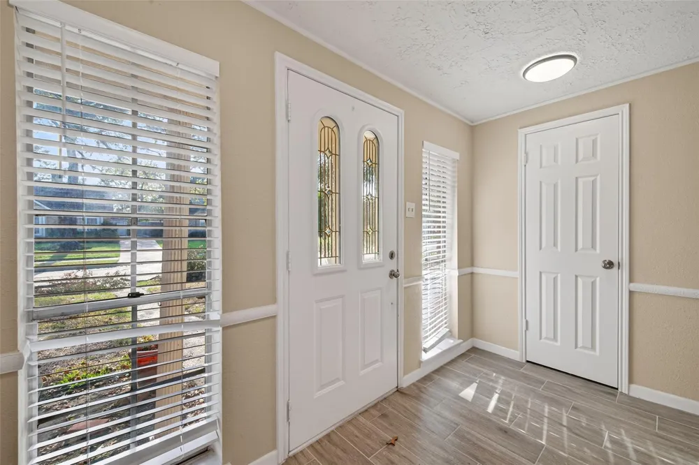 6038 Greenmont Drive Houston, TX 77092