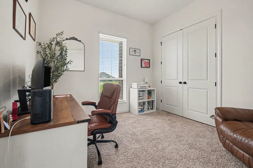 184 Randi Road Bellville, TX 77418