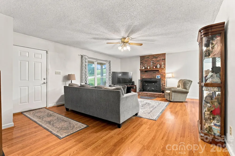 213 Hamilton Road Troutman, NC 28166