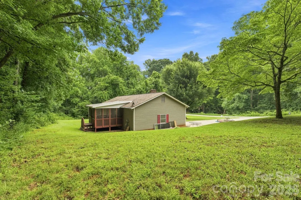 213 Hamilton Road Troutman, NC 28166