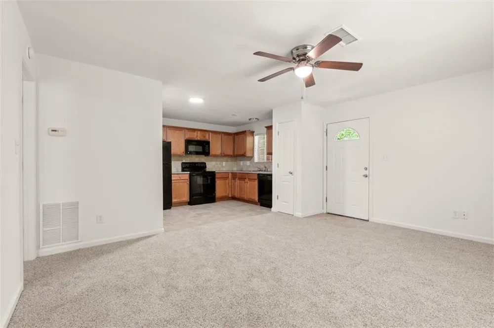 5058 Jonesboro Road #G49 Union City, GA 30291