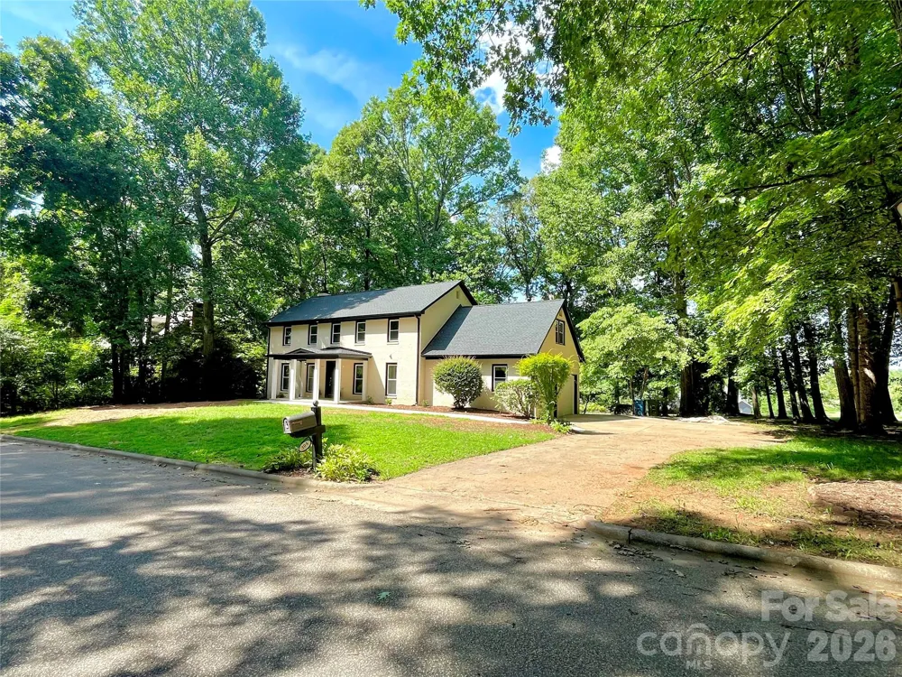 304 Travis Lane Salisbury, NC 28146