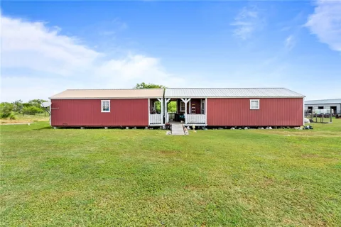 434 E County Road 2270