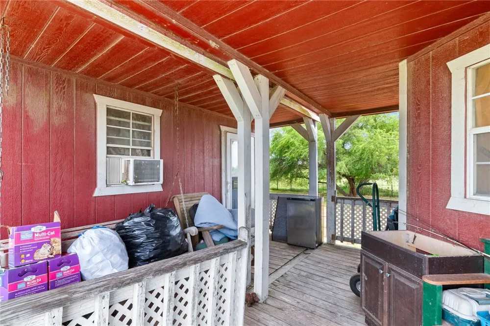 434 E County Road 2270 Riviera, TX 78379