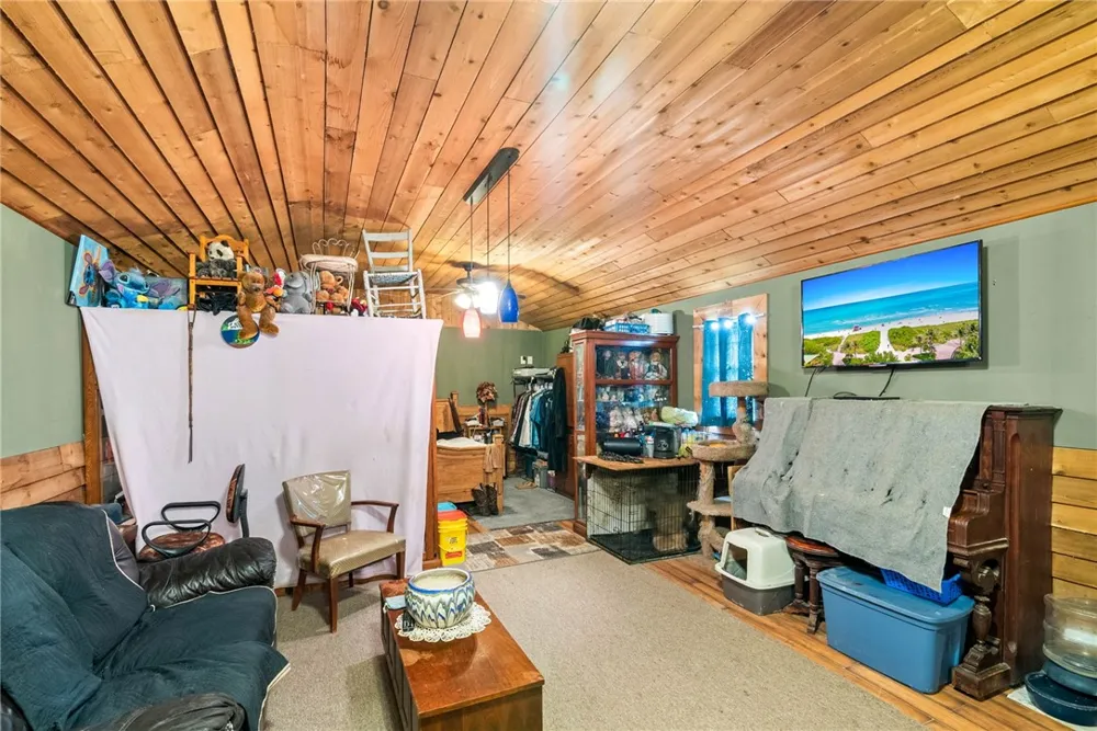 434 E County Road 2270 Riviera, TX 78379