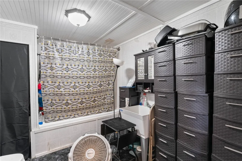434 E County Road 2270 Riviera, TX 78379