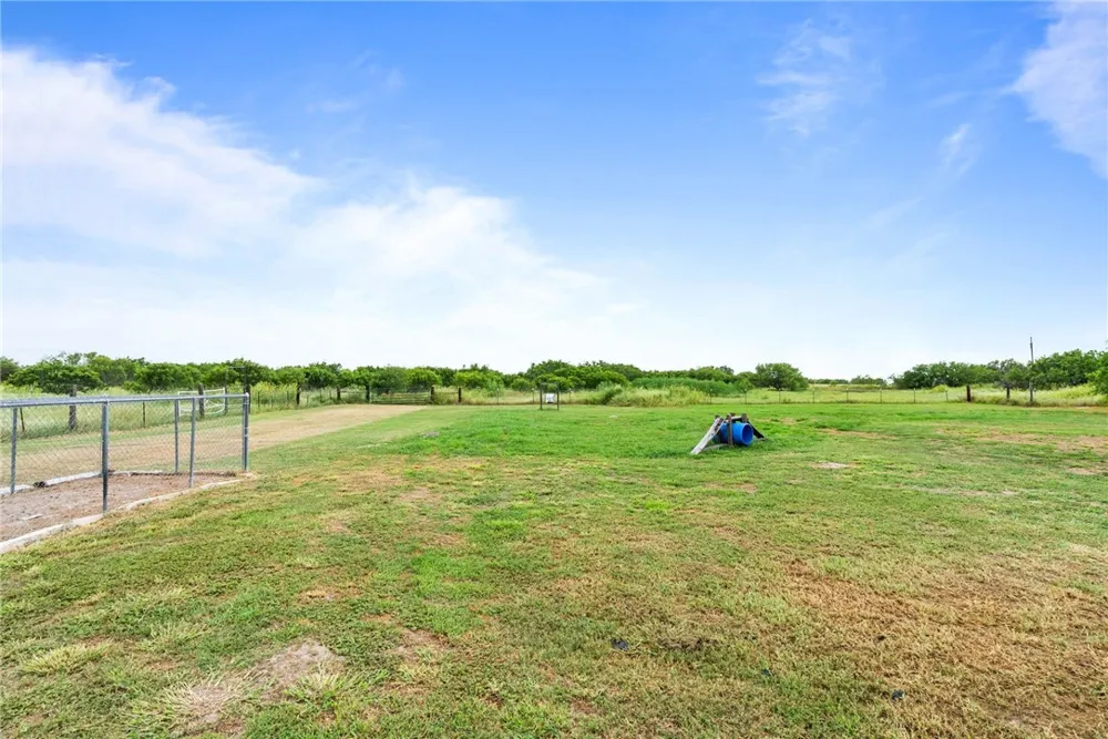 434 E County Road 2270 Riviera, TX 78379